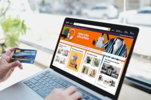 Writing High-converting Amazon Listings: Titles, Bullets, and Descriptions To Pull in More Customers